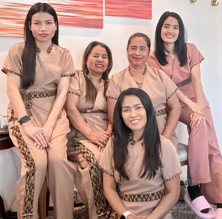 SiamOne Massage staff